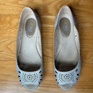Talbots Eyelet Flats Size 7.5 W